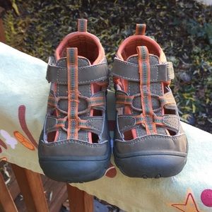 OshKosh Toddler Sandals
